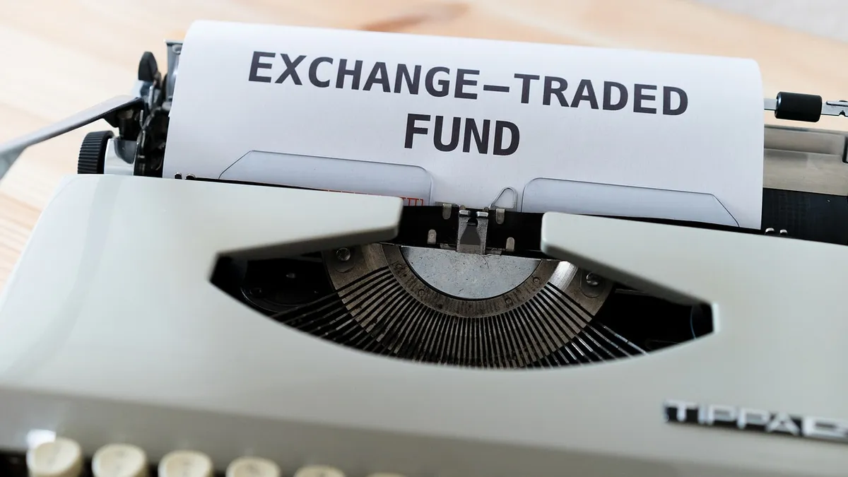 sai lầm khi mua chứng chỉ quỹ ETF và quỹ mở Đầu Tư Tỉnh